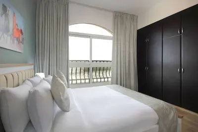 Image de Bright And Upscale Fully Furnished 1bhk In Jvc