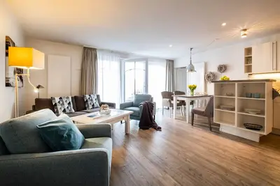 Image de Weisse Villa - Apartment für bis zu 4 Personen am Hafen von Büsum