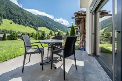 Image de Appartement Kreuzkofel avec jacuzzi et jardin communs