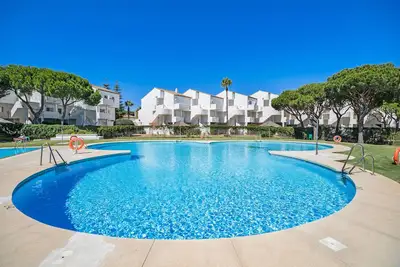 Image de Pet-Friendly Appartement Maria del Mar Sea avec piscine partagée et Wi-Fi