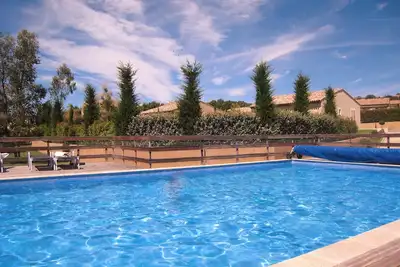 Image de Gite Comfortable Swimming Pool Garden