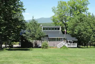 Image de Rolling Lawns Gorgeous Views plus Private Beach Access August 23 Special