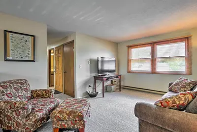 Image de Charming Rapid City Apartment: Walk to Lake!