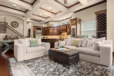 Image de *Luxury Waterfront Home* Game Room * Family Friendly * 3 Private  Balconies