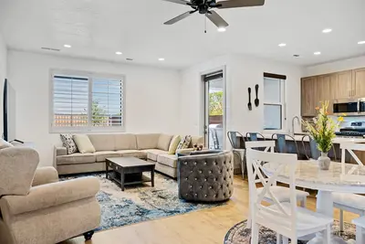 Image de Santa Clara Comfort #39, Great Location, Fully Equipped Kitchen