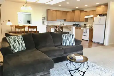Image de Colville’s North Nest! 2 bedroom with garage and washer/dryer