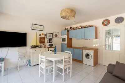 Image de Les Petits Marins - A 150m de la plage - Balcon
