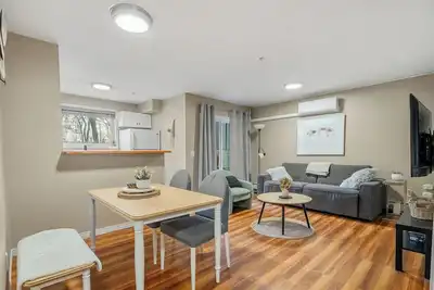 Image de 3 Beds (Queen) Free Underground Parking, Ac, Riverwalk, Saddledome, 2 bedrooms