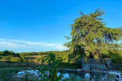 Image de La Maison des Tilleuls, un éco-gîte plein de charme en plein Périgord Noir