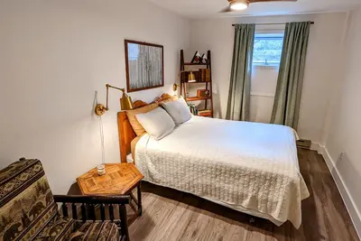 Image de Scenic Mountain View, Bbq Ready Deck, 5 min walk to downtown