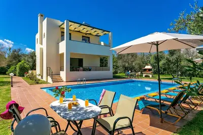 Image de Villa Ilos by Villa Plus