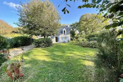 Image de Maison avec grand jardin naturel à 2 pas de la mer