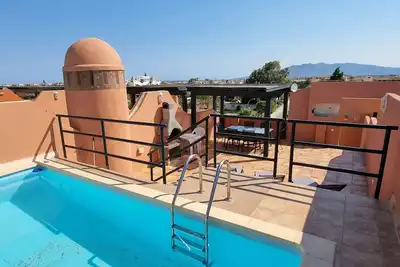 Image de Penthouse avec piscine privée en solarium, vue mer, à 50m de la plage, WiFi