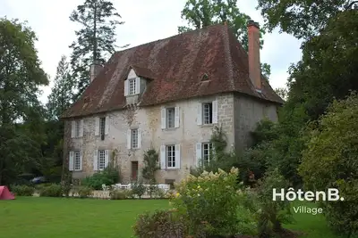 Image de Le château du Fraysseix à Roziers-Saint-Georges