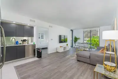 Amazing 3br Apt @ the heart of Brickell