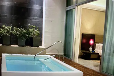 Image de Luxurious suite w/infinite pools, beachfront, eateries & golf