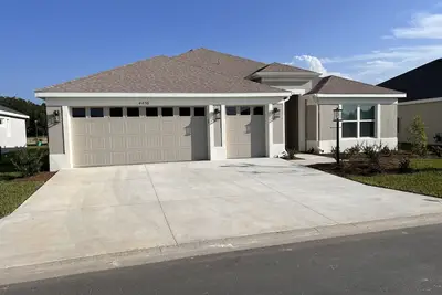 Image de Ultra clean designer home in The Villages (3-bed)