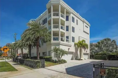 Image de Luxury 2 bed & 2 bath Villa. Next to Siesta Key Village and beach access 5.