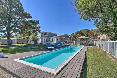 Image de Grasonville Home w/ Private Pool on the Water