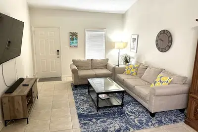 Image de Comfortable Home near Beach and Community Pier