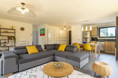 Image de Merveilleuse maison de vacances privée pour 4 personnes avec Tv, terrasse et parking