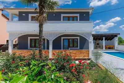 Image de Belle maison de vacances privée avec Wifi, climatisation, piscine privée, Tv, terrasse et parking