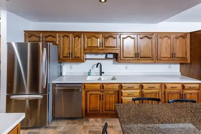 Image de Cedarview Hideaway - Sleeps 10, Wooded Lot