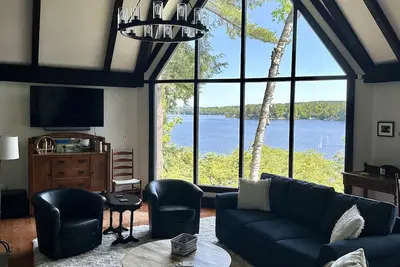 Image de Lake house on beautiful Lake Sunapee w\/ large dock
