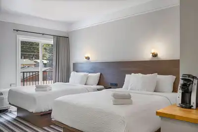 Image de Northwinds | Deluxe Double Queen Room