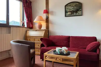 Image de 2 pièces chaleureux au centre, balcon sud, linge/ménage inclus