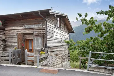 Image de Appartement \"Taulain Gotrosio\" près des pistes de ski avec terrasse plein air et Wi-Fi