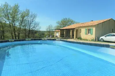 Image de Luberon - Villa à Céreste - 3 chambres, piscine