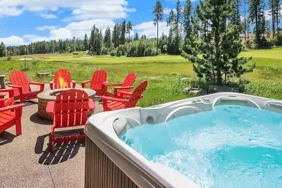 Image de Suncadia Golf Course Home that Sleeps 21! Game Room*Hot Tub*Gas Fire Pit