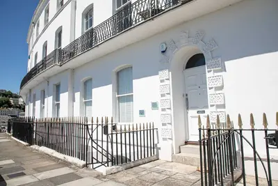 Image de Sovereign House - Chic and near Harbour, parking
