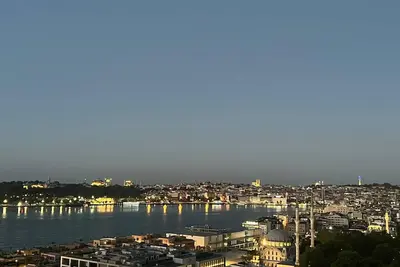 Image de A Million Dollar View In The Heart Of Istanbul