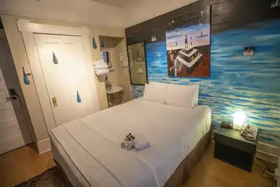 Image de Economy-Queen-Salle de bain partagée