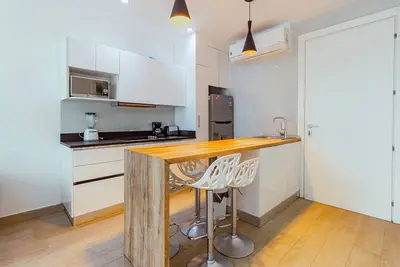 Image de Cozy well located 1Br apt