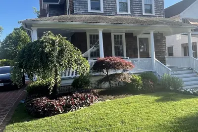Image de Classic Spring Laker-Close to Town and Beach