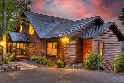 Image de Cardinal Ridge - Pet Friendly | Hot Tub | Mountain View | Shuffleboard | Mini Skeeball