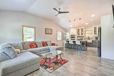 Image de Modern Moncks Corner Home w\/ Fenced Backyard!