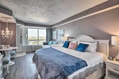 Image de Dreamy Daytona Studio w/ Beach Access!