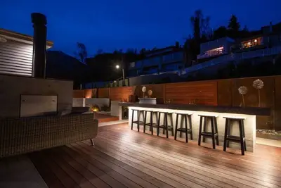 Image de Centrally Located w/Hot Tub & Amazing Outside Area