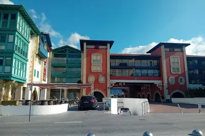 Image de Spacieux T2 Ă Hendaye avec parking Ă deux pas de la plage