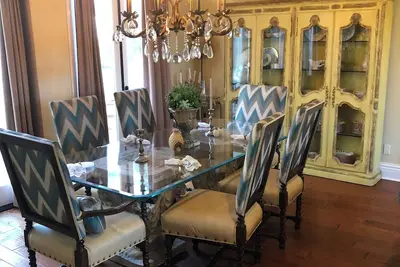 Image de Custom Mansion Walking Distance to the Beach and Many Great Restaurants