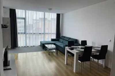 Image de Cozy and spacious apartment -100 m from the beach