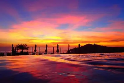 Image de Suite Junior Amazing Avec Terrasse & Panoramique Vue Mer!