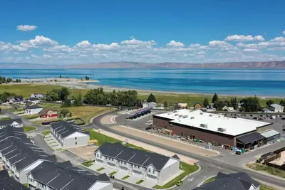 Image de Paradise Townhome Retreat/3br 2 1/2 Ba/Boat Parking/1 Block to Marina/1850 sq ft