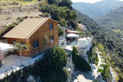 Image de Vara House on the rock, watch video? On YouTube under\" Vara house on the rock \"