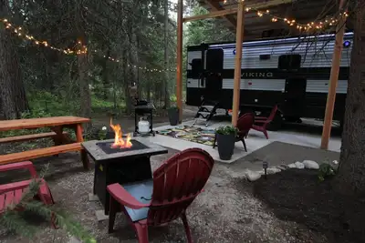 Image de Private Travel Trailer for 2 Near Glacier Park
