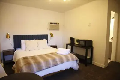 Image de Fillmore Lodge: Lowest Price - Comfy Queen Room